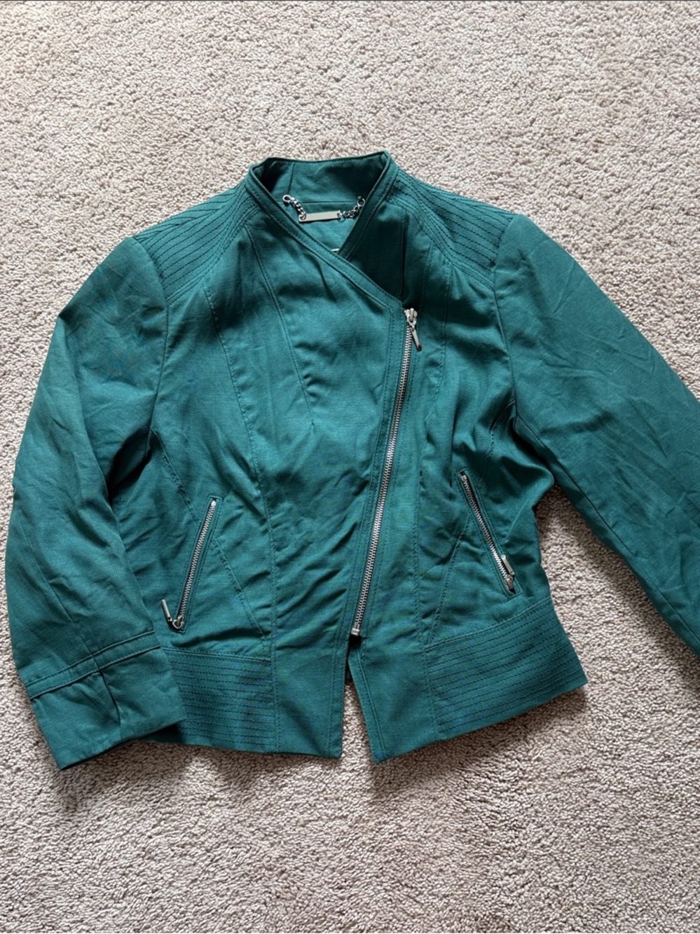 Women's 6 White House Black Market Teal Asymmetrical Zip Jacket